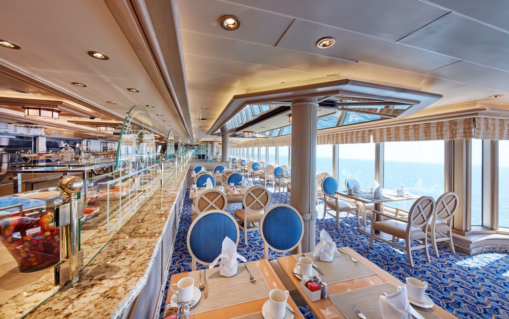 Cunard Queen Victoria Lido ©cunard.jpg